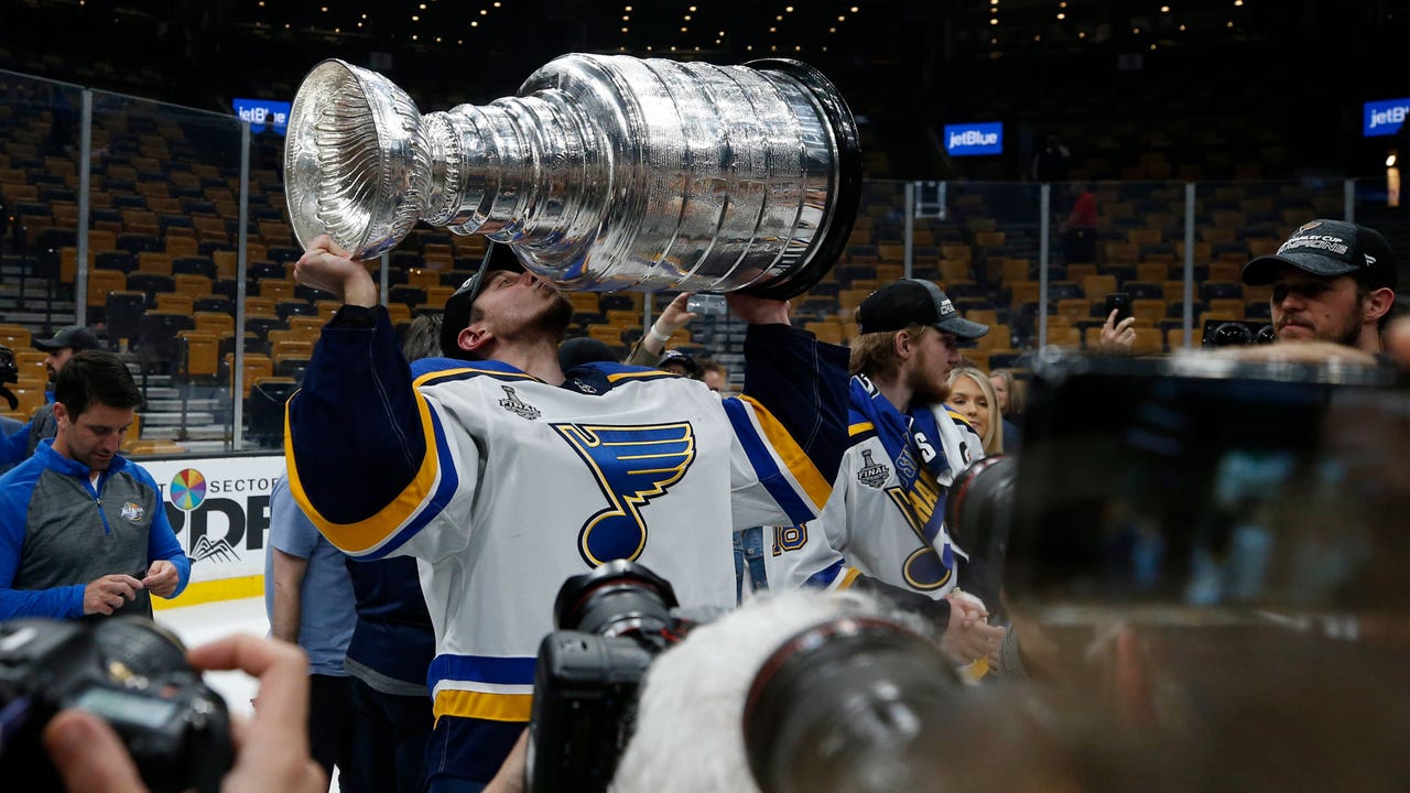 Persistence pays off: Binnington rises from afterthought to Cup-winning goalie